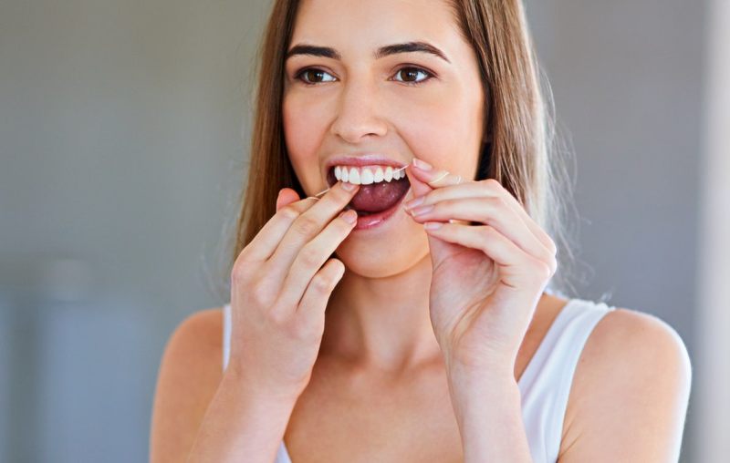 Top 5 Health & Beauty Reasons for Flossing Daily